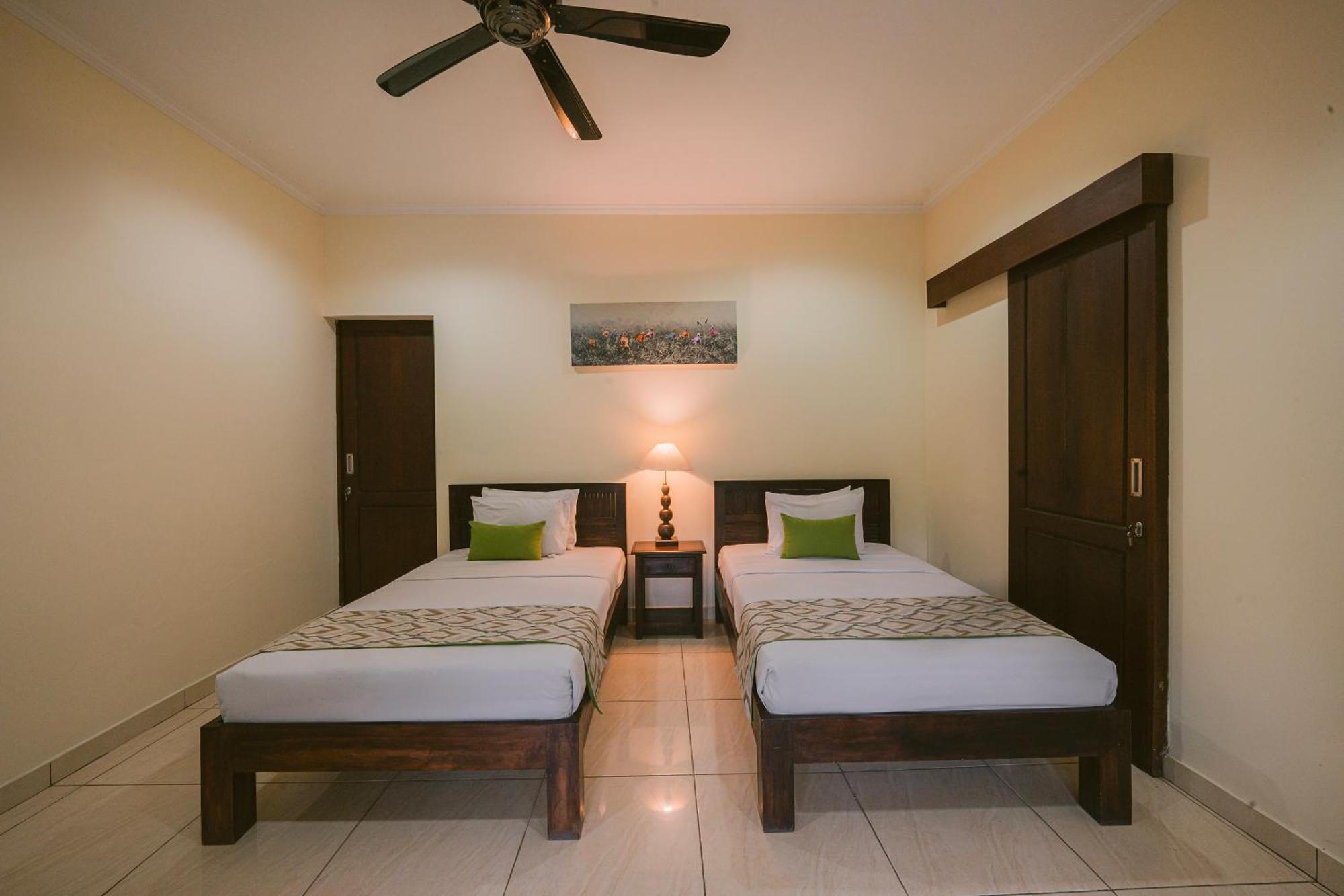 Hotel Medewi Bay Retreat Pulukan Habitación foto